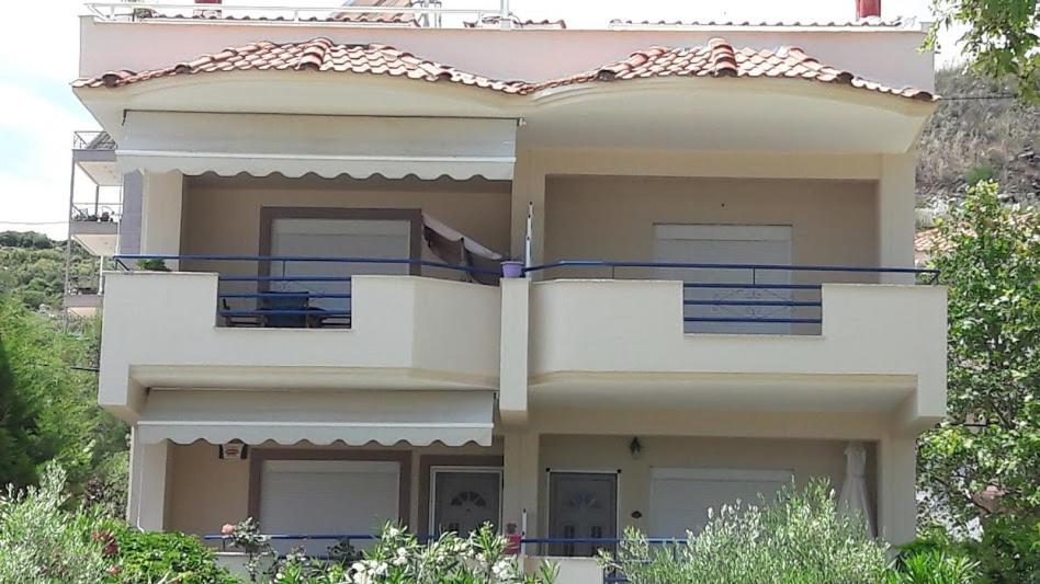 Ideal Family House Néa Péramos Exteriér fotografie